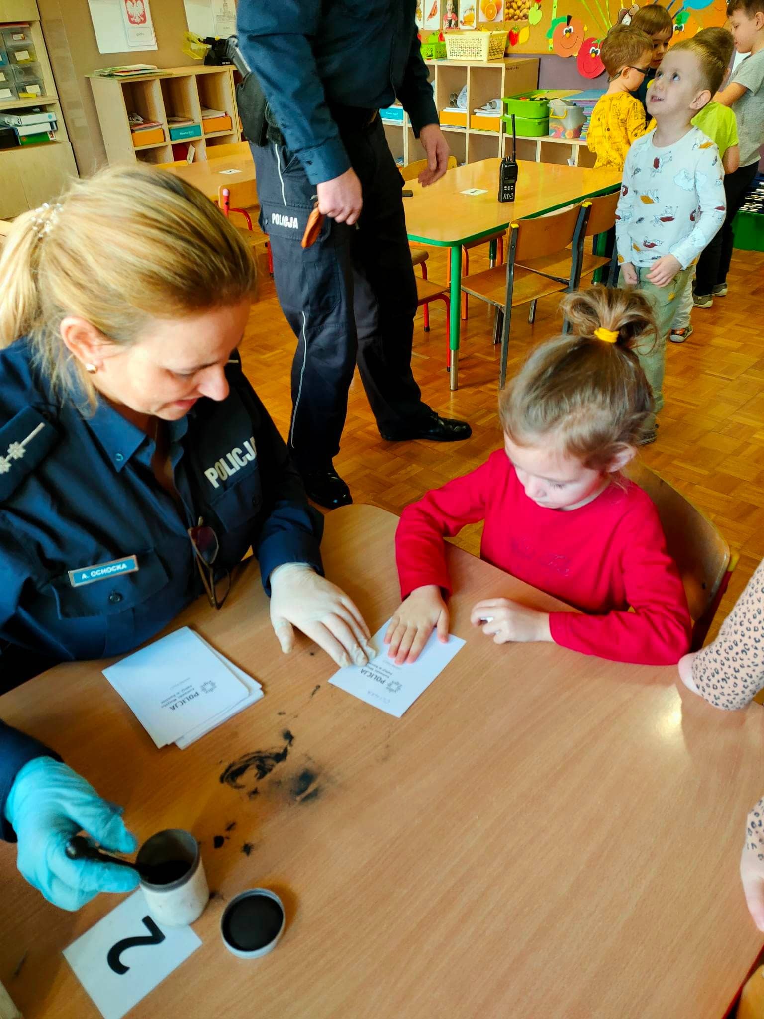 Spotkanie pracowników Komendy Miejskiej Policji w Koninie z przedszkolakami