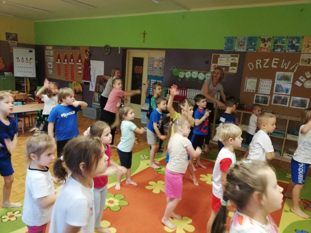 Udział w Integracyjnym WF - Świąteczna Misja 470212289 1078852107585992 5968688643942963576 n