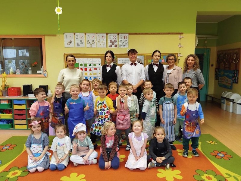 Wizyta uczniów z Zespołu Szkół Budownictwa i Kształcenia Zawodowego 486741809 1179247837546418 3426221436282723253 n