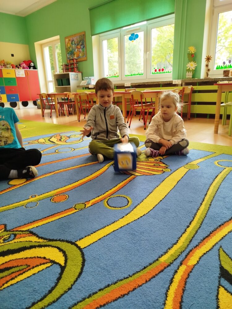 558976391 1333351148802752 355819671709573644 n